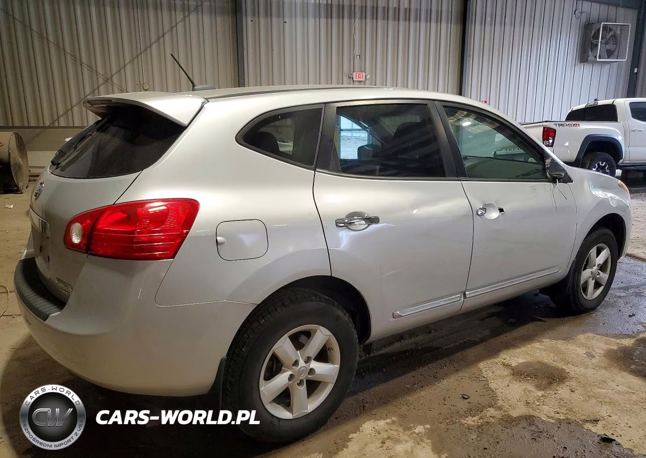 2012 Nissan Rogue S VIN:JN8AS5MV2CW374519 - 3