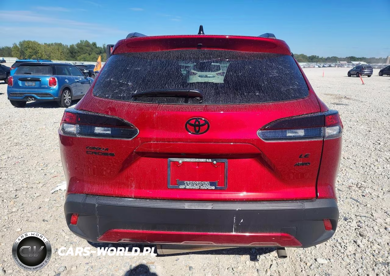 2026 Toyota Corolla Cross Le VIN:7MUCAABG3TV158883 - 6