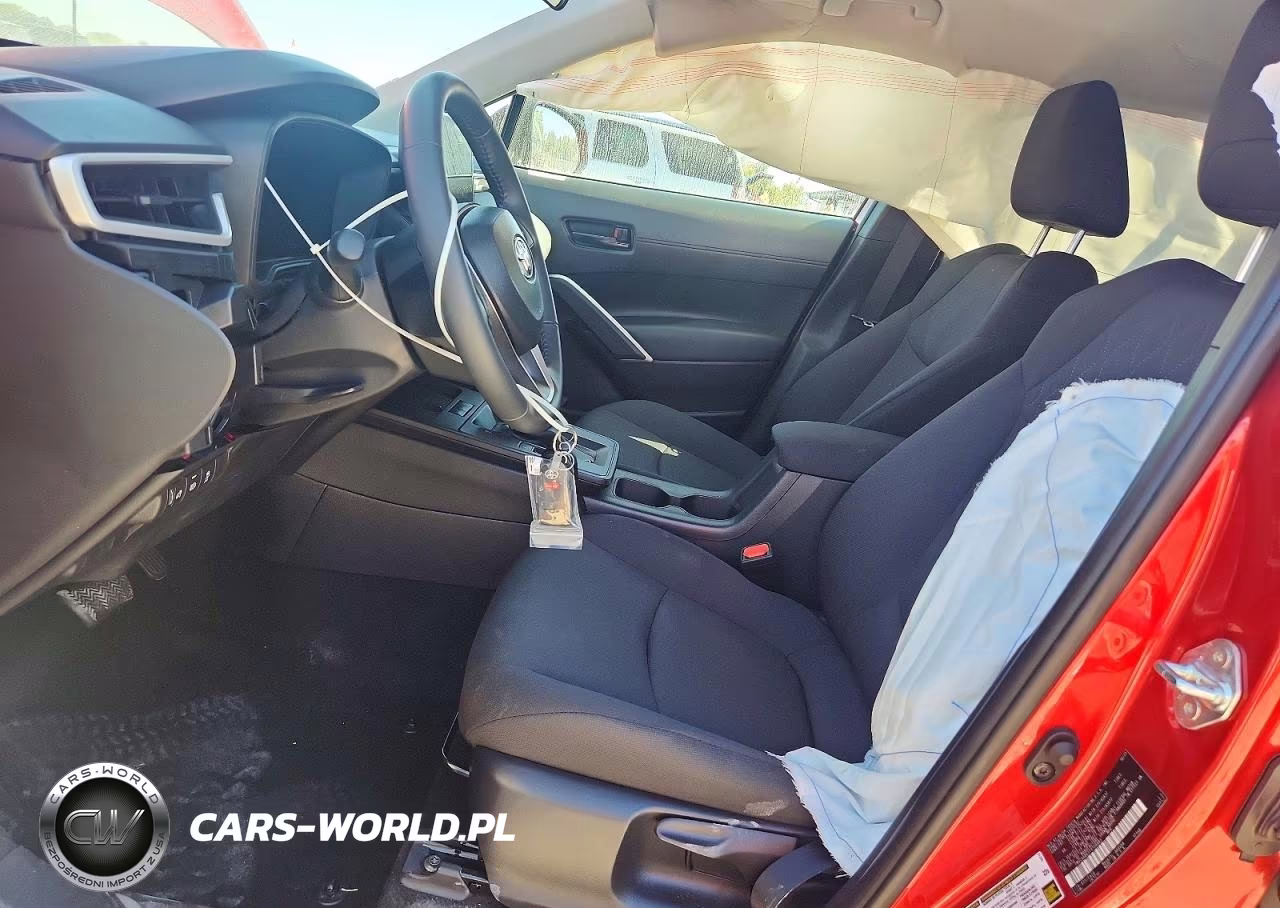 2026 Toyota Corolla Cross Le VIN:7MUCAABG3TV158883 - 7
