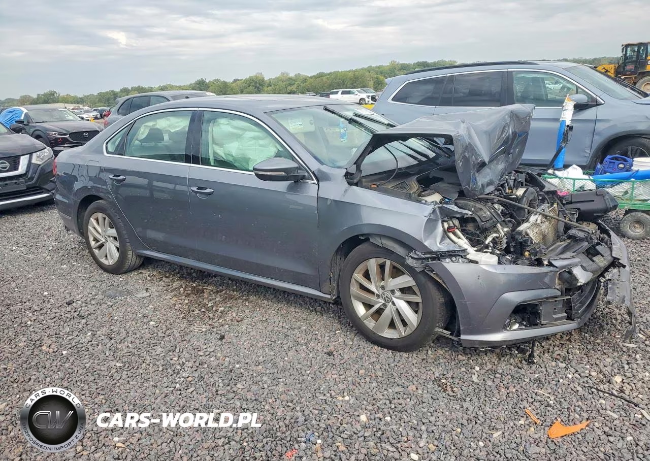 2018 Volkswagen Passat Se VIN:1VWBA7A33JC017024 - 4