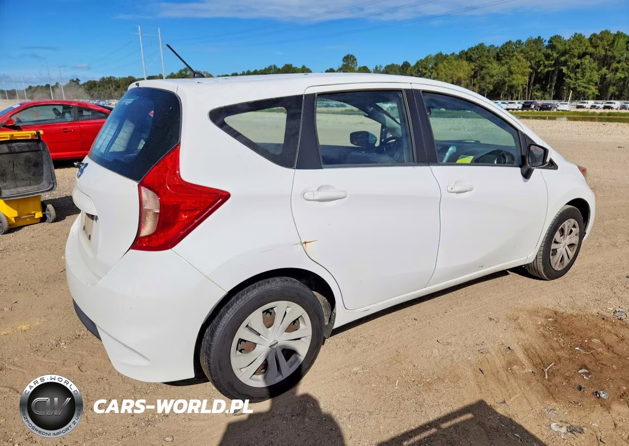 2019 Nissan Versa Note S VIN:3N1CE2CP7KL356943 - 3