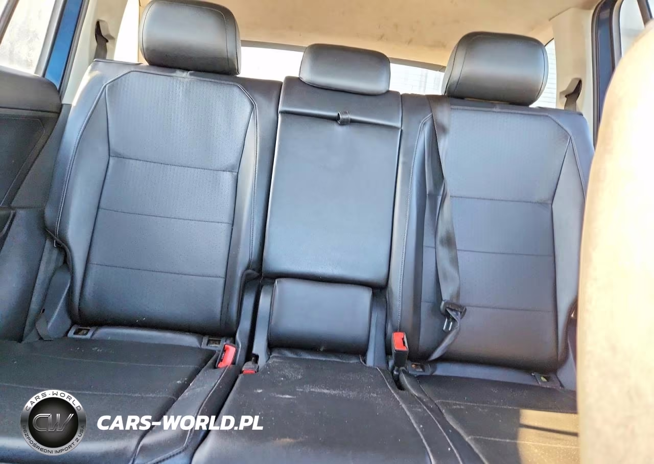 2018 Volkswagen Tiguan Se VIN:3VV3B7AX0JM003878 - 10