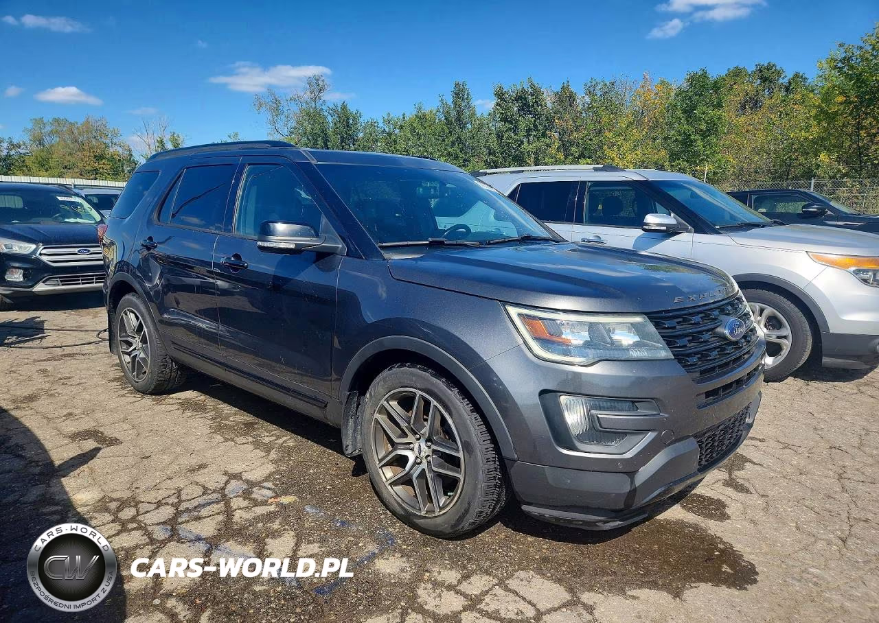 2016 Ford Explorer Sport VIN:1FM5K8GT1GGA84146 - 4