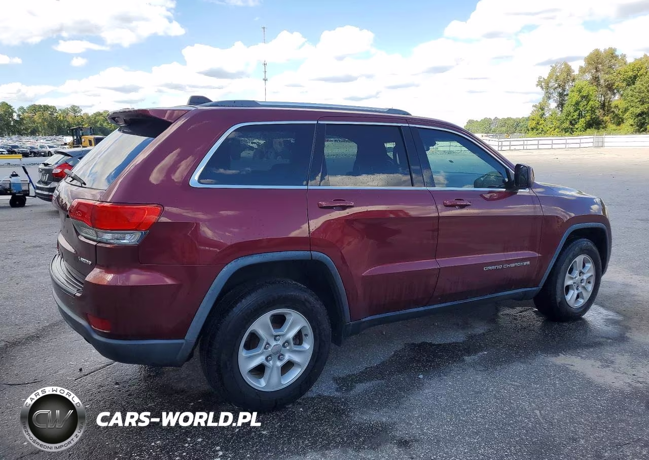 2016 Jeep Grand Cherokee Laredo VIN:1C4RJFAG4GC478160 - 3