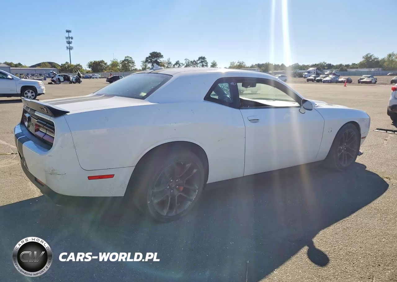 2021 Dodge Challenger R-T Scat Pack VIN:2C3CDZFJ9MH627887 - 3