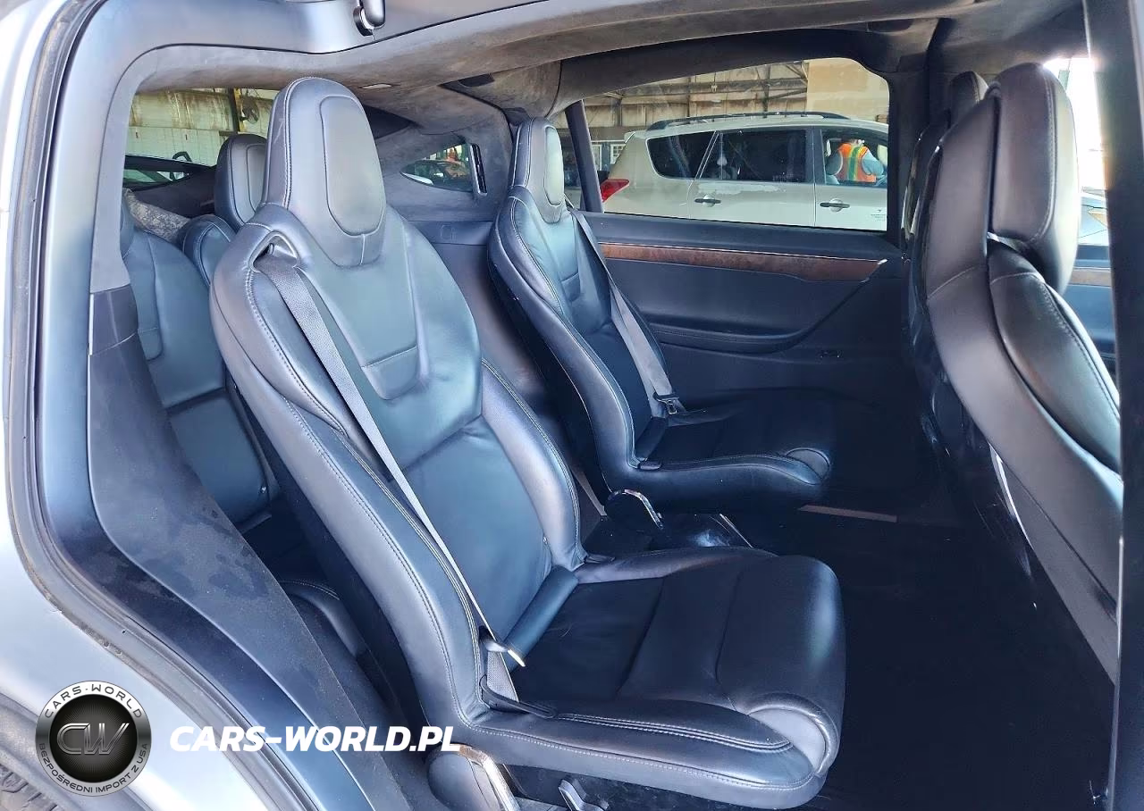 2017 Tesla Model X VIN:5YJXCBE21HF035655 - 11