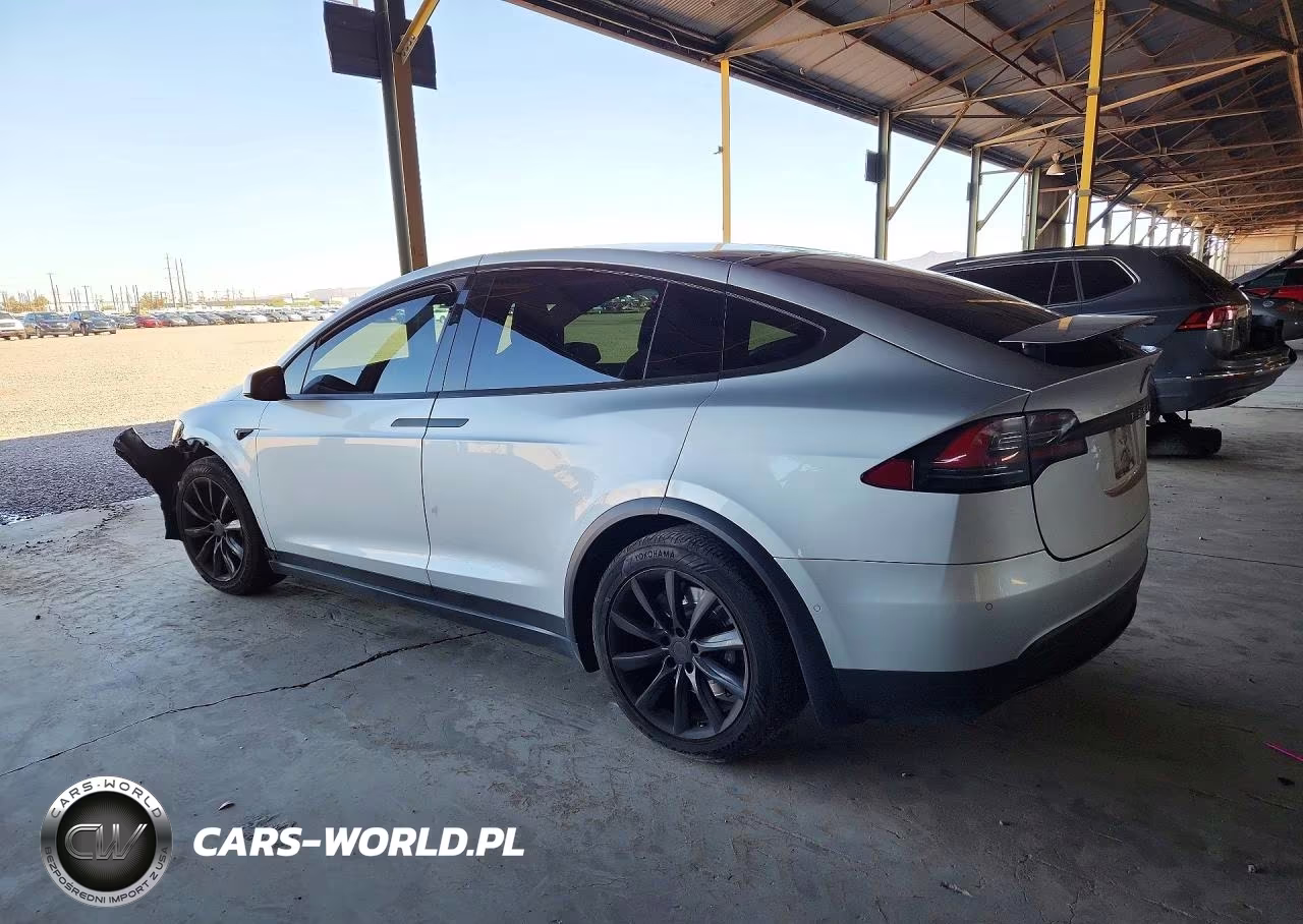 2017 Tesla Model X VIN:5YJXCBE21HF035655 - 2