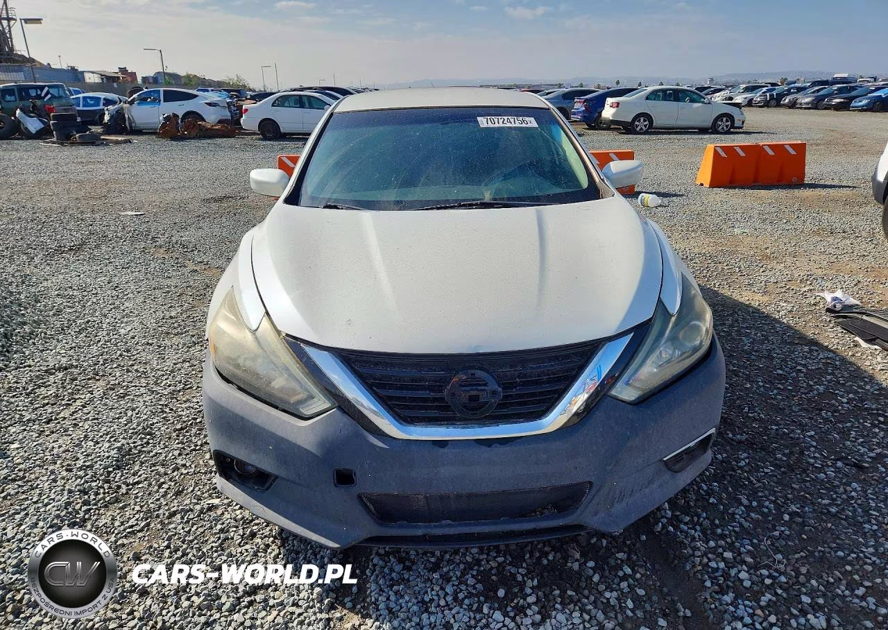 2017 Nissan Altima 2.5 Sr VIN:1N4AL3AP5HC118893 - 5