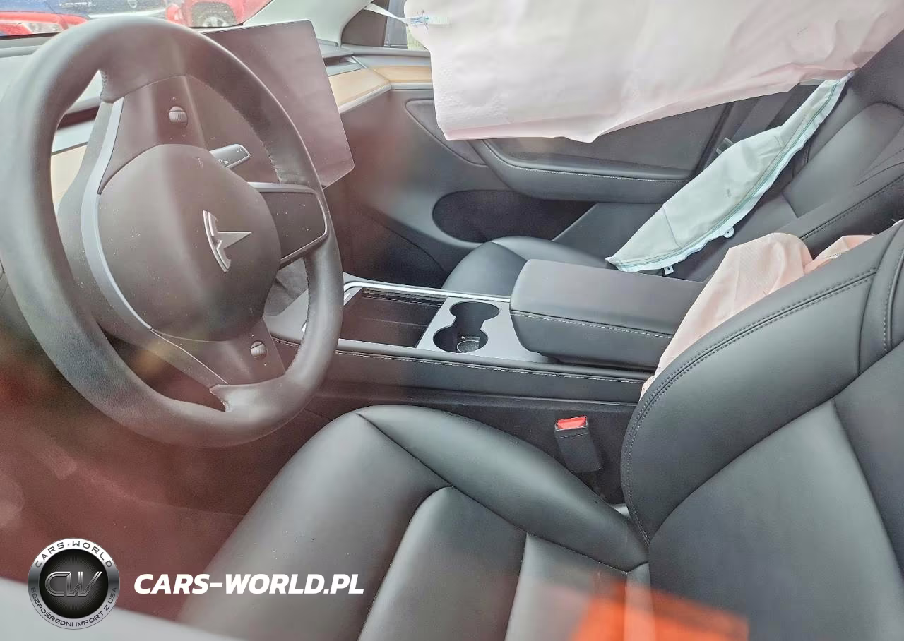 2023 Tesla Model Y VIN:7SAYGDEE2PA120856 - 7