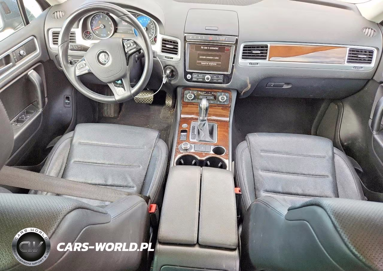 2016 Volkswagen Touareg Sport VIN:WVGEF9BP8GD012964 - 8
