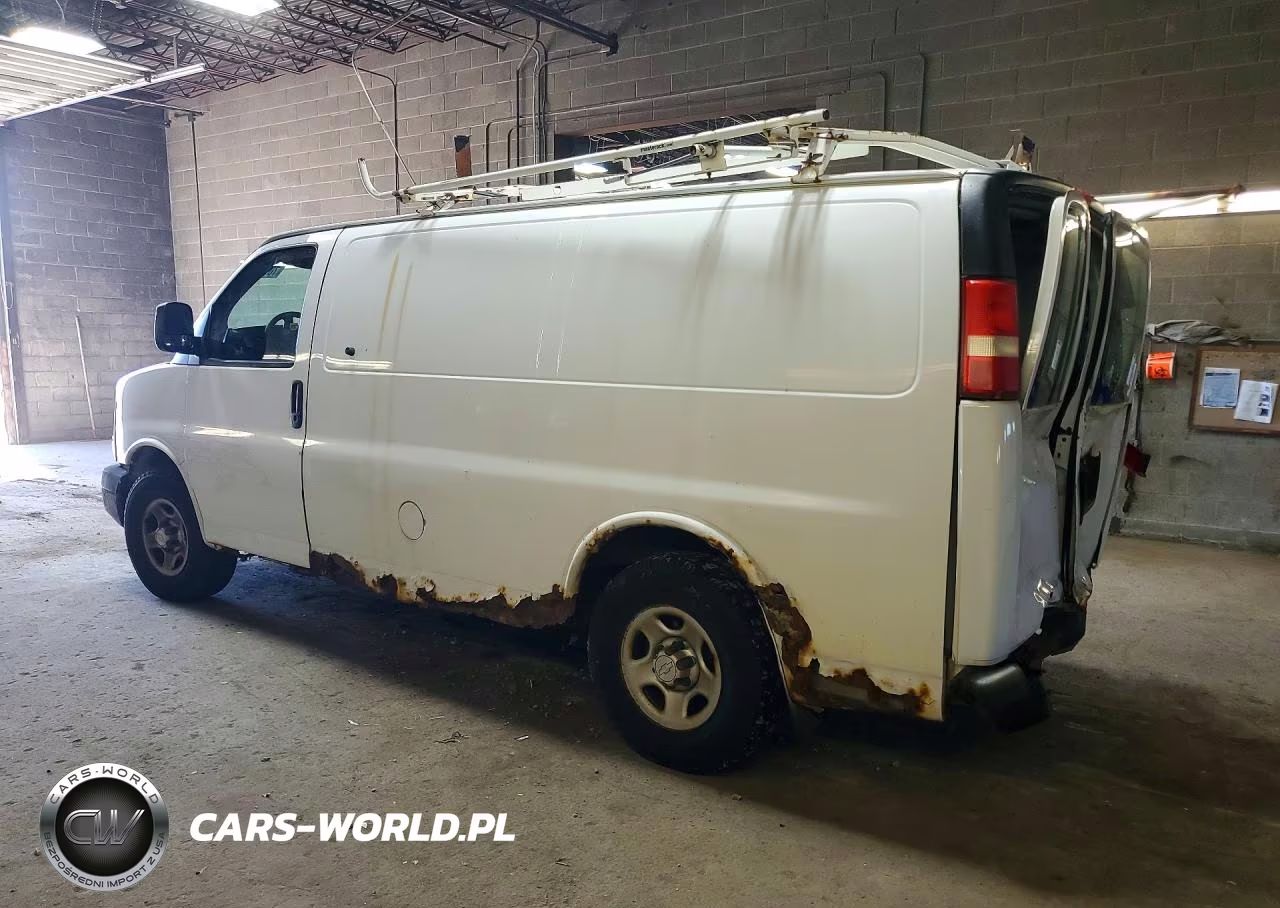 2008 Chevrolet Express G1500 VIN:1GCFG15X181207035 - 2