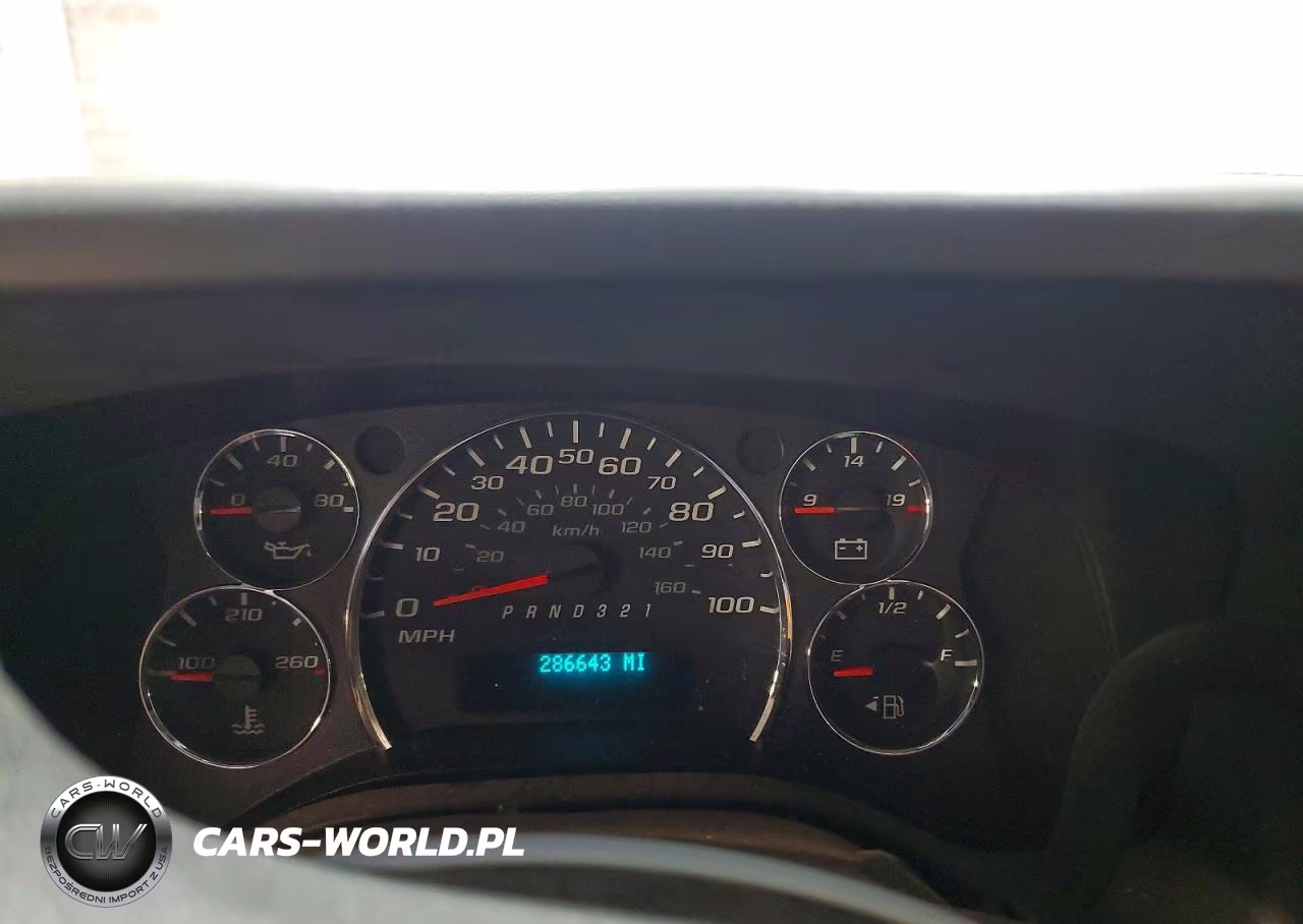 2008 Chevrolet Express G1500 VIN:1GCFG15X181207035 - 9