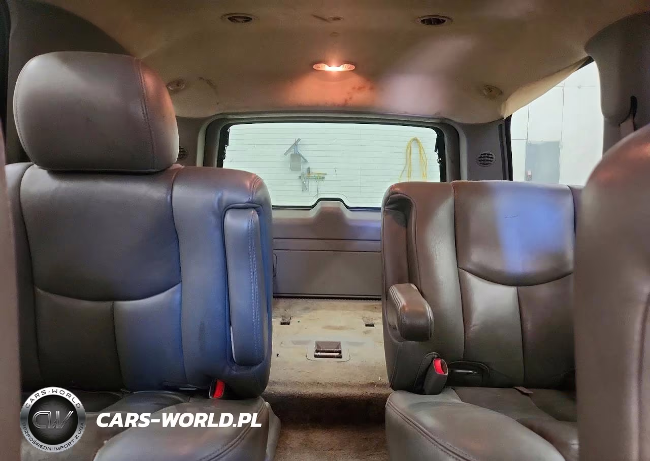 2004 GMC Yukon VIN:1GKEC13Z44J289675 - 10