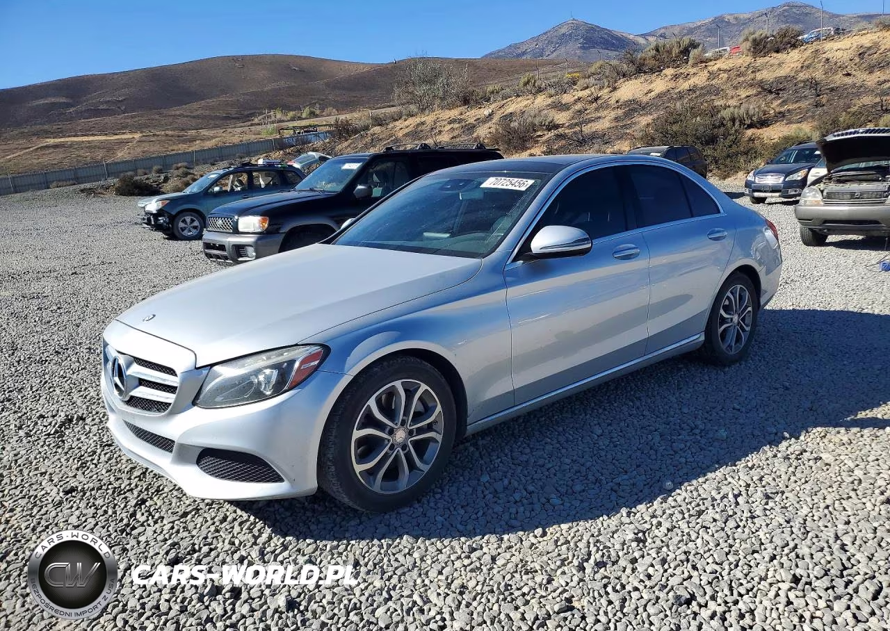 2016 Mercedes-Benz C 300 VIN:55SWF4JB0GU143007 - 1