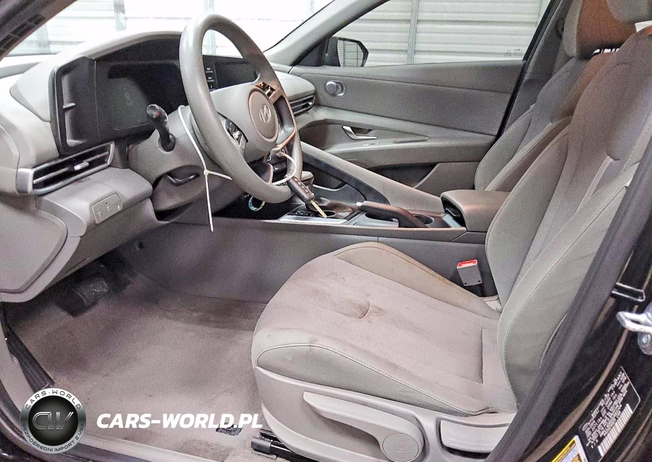 2025 Hyundai Elantra Se VIN:KMHLL4DG0SU893104 - 7