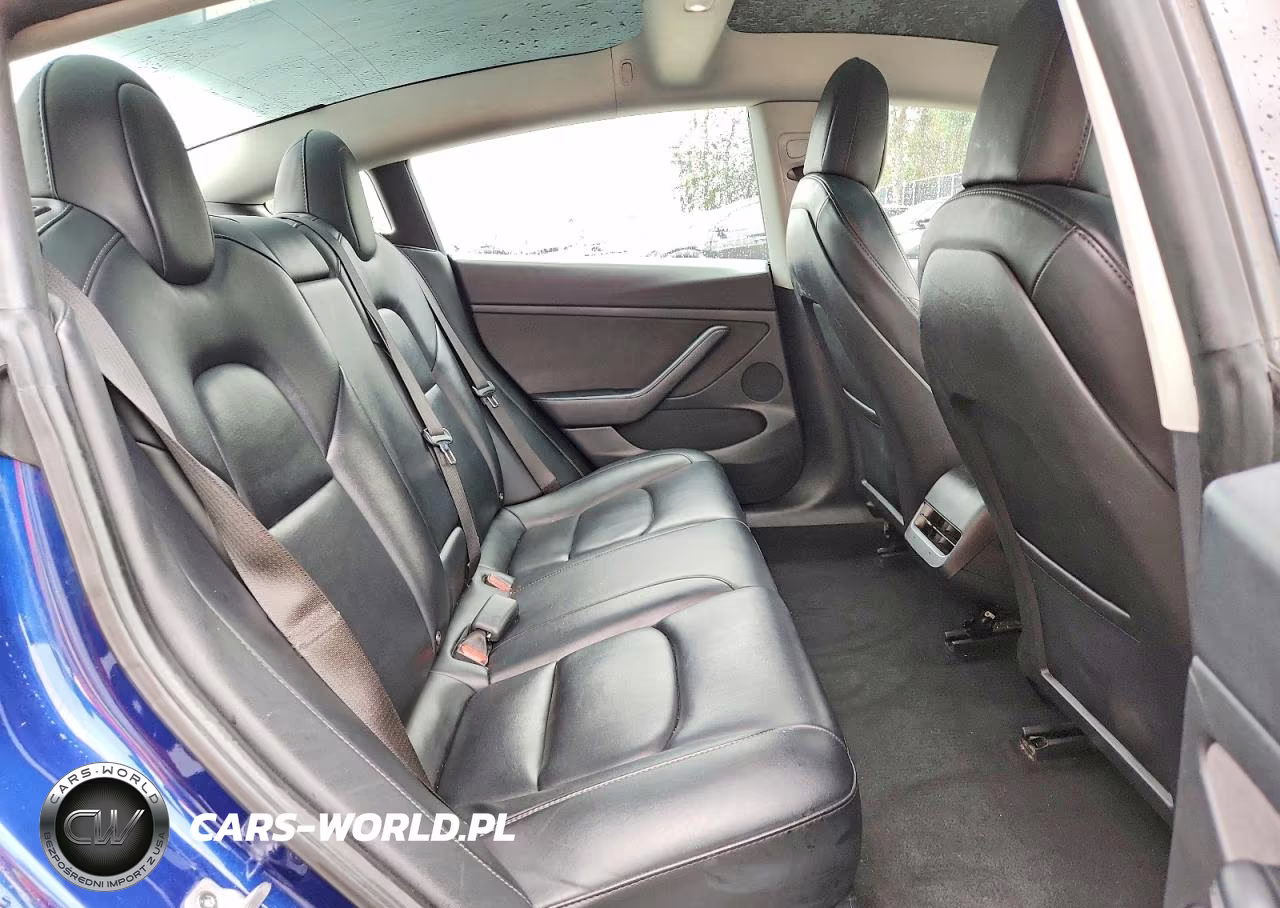 2022 Tesla Model 3 VIN:5YJ3E1EA8NF370739 - 10