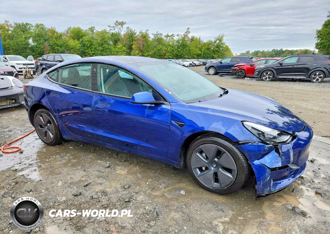 2022 Tesla Model 3 VIN:5YJ3E1EA8NF370739 - 4