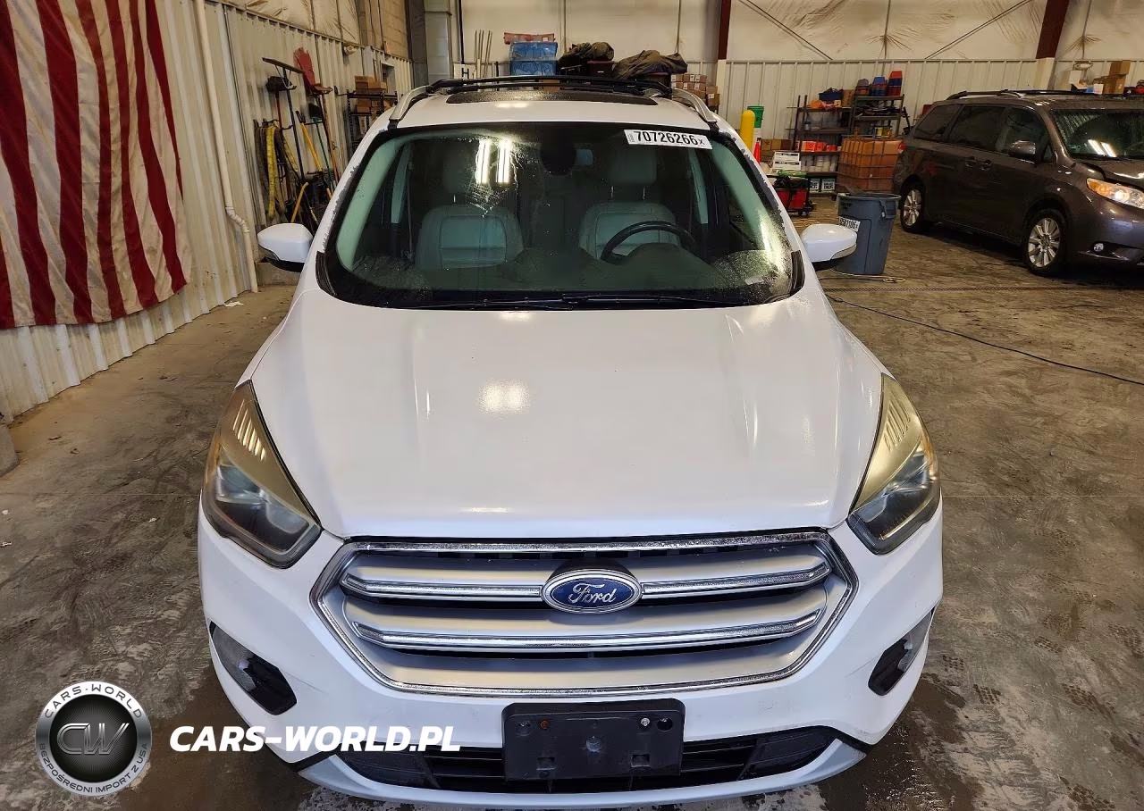 2017 Ford Escape Titanium VIN:1FMCU9JD8HUB91111 - 5