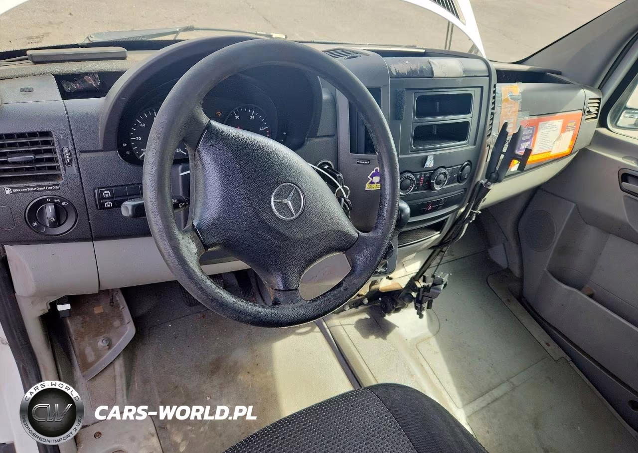 2012 Mercedes-Benz Sprinter 2500 Delivery Van VIN:WD3PE8CB7C5672490 - 8