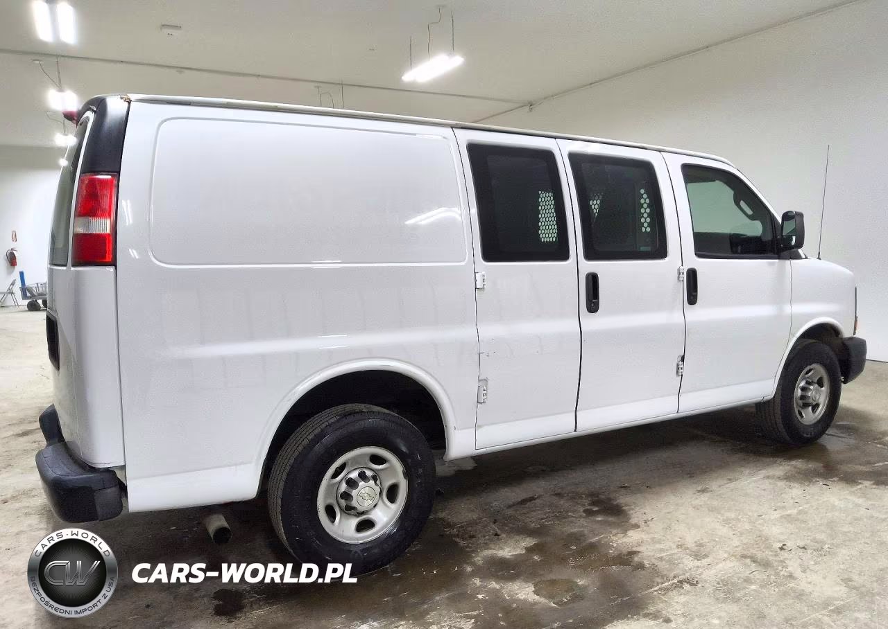 2016 Chevrolet Express G2500 VIN:1GCWGAFF0G1331981 - 3
