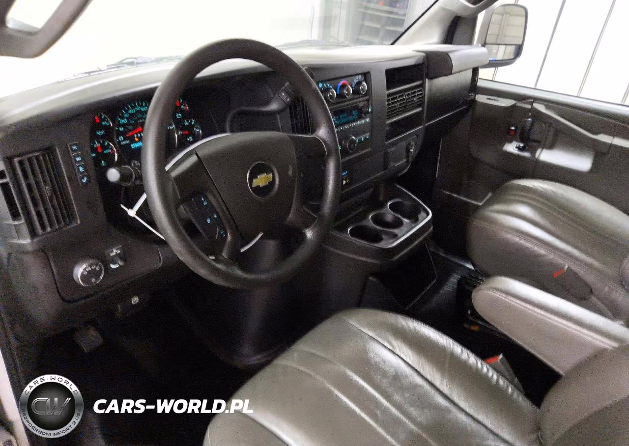 2016 Chevrolet Express G2500 VIN:1GCWGAFF0G1331981 - 8