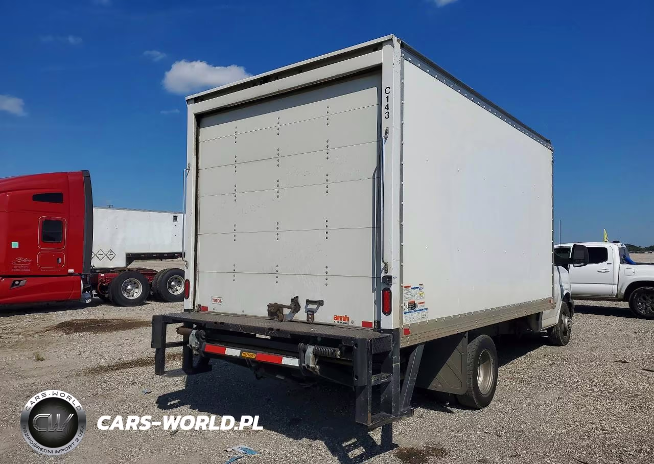 2020 Chevrolet Express Box Truck VIN:1HA6GUCG8LN012454 - 3