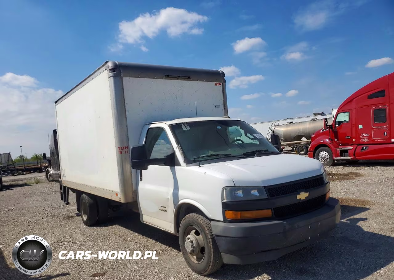 2020 Chevrolet Express Box Truck VIN:1HA6GUCG8LN012454 - 4