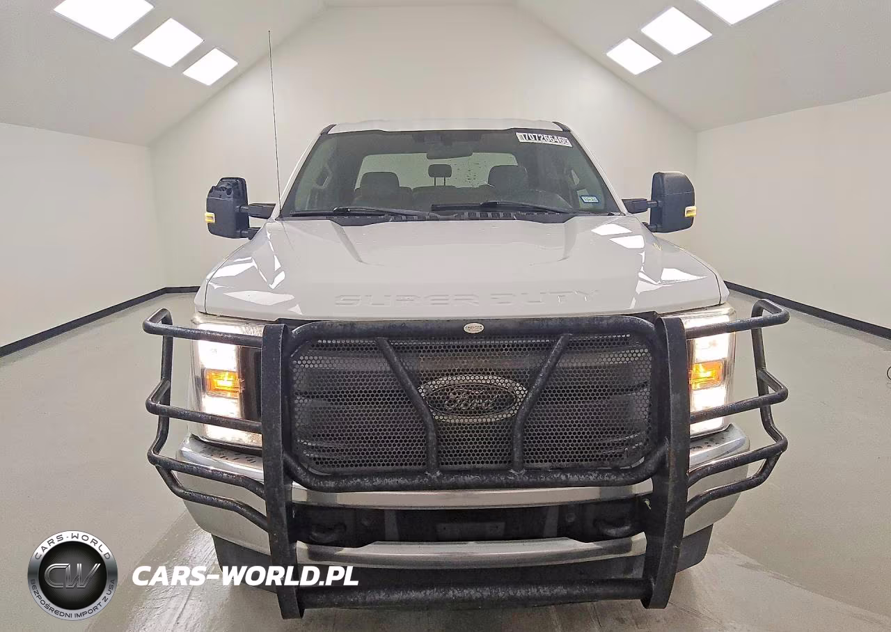 2019 Ford F250 Super Duty VIN:1FT7W2BTXKEC61335 - 5