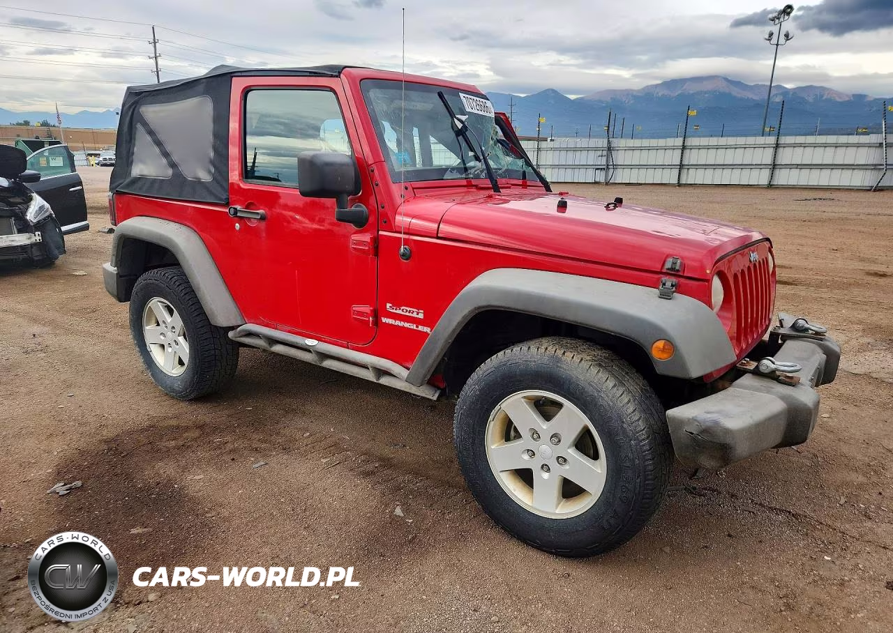 2011 Jeep Wrangler Sport VIN:1J4AA2D19BL510147 - 4