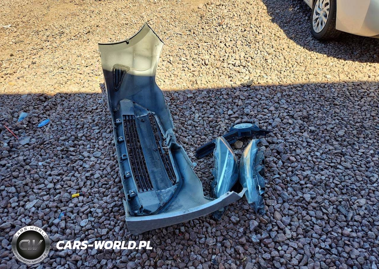 2018 Toyota Corolla Le VIN:2T1BURHE5JC007373 - 12