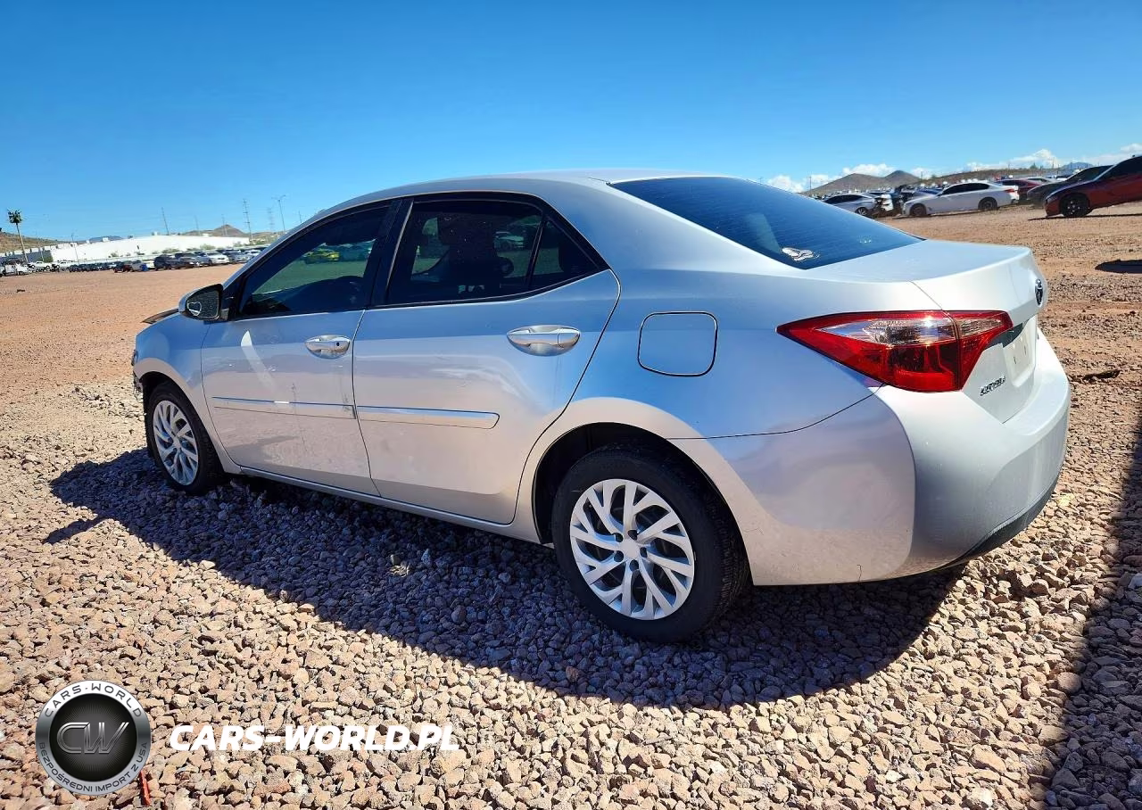 2018 Toyota Corolla Le VIN:2T1BURHE5JC007373 - 2