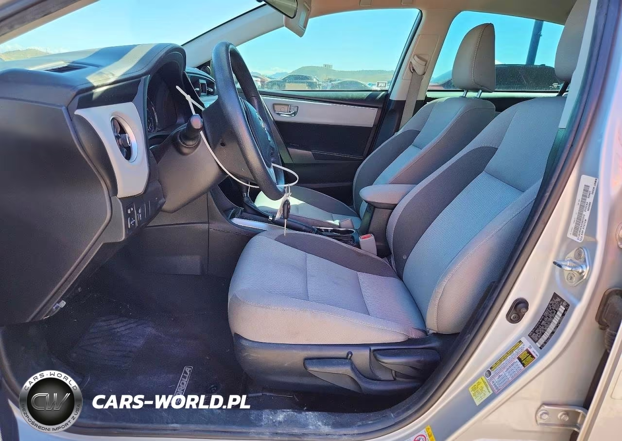 2018 Toyota Corolla Le VIN:2T1BURHE5JC007373 - 7