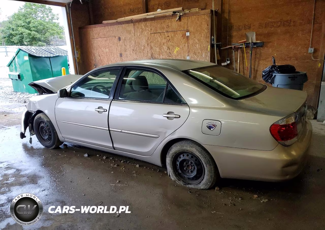 2005 Toyota Camry Le VIN:4T1BE30KX5U564408 - 2