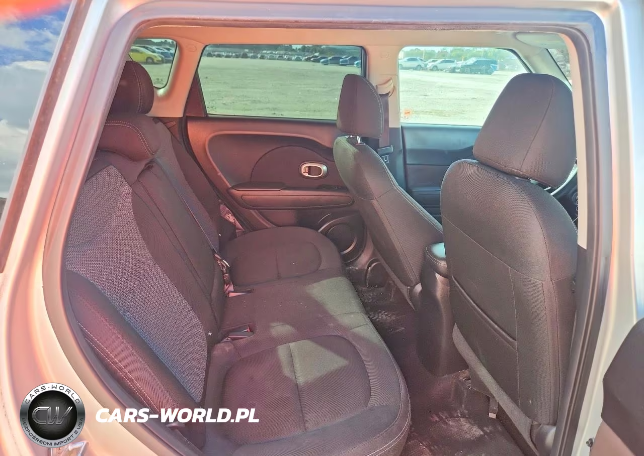2019 Kia Soul + VIN:KNDJP3A50K7678351 - 10