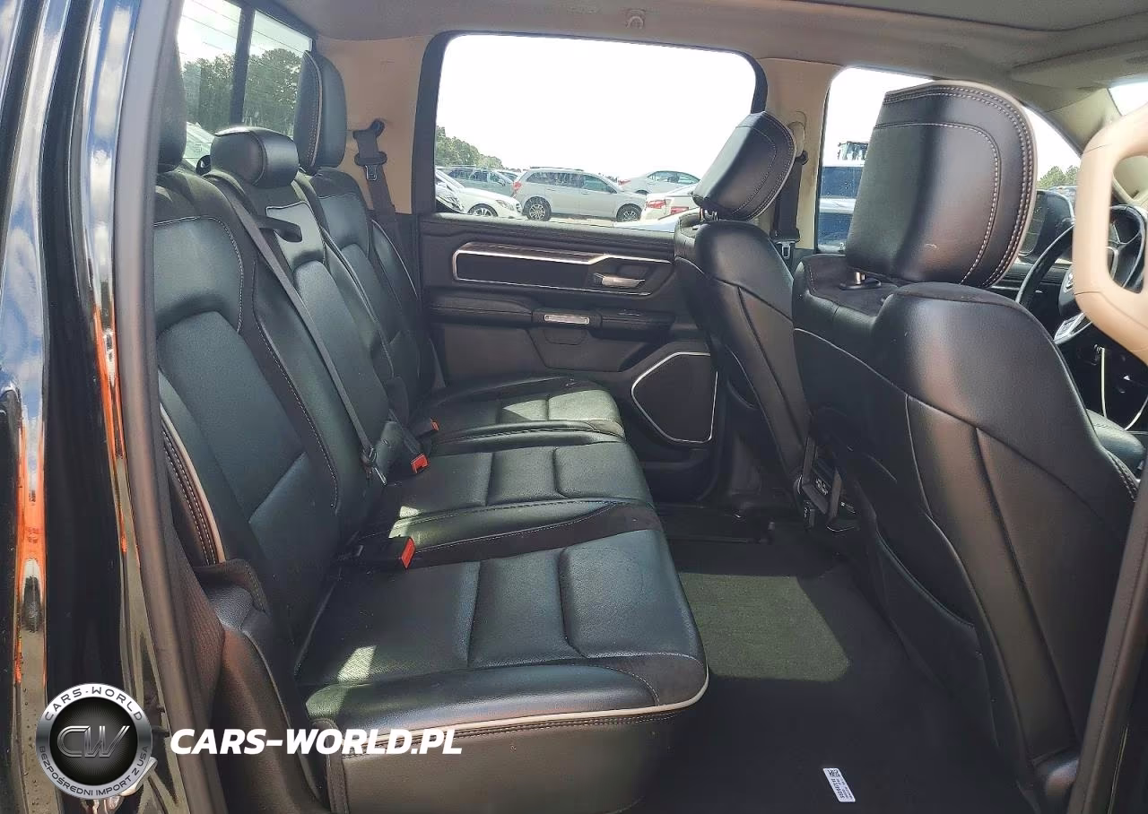 2019 Ram 1500 Laramie VIN:1C6SRFJT9KN606985 - 10