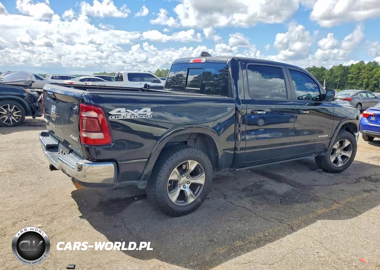 2019 Ram 1500 Laramie VIN:1C6SRFJT9KN606985 - 3
