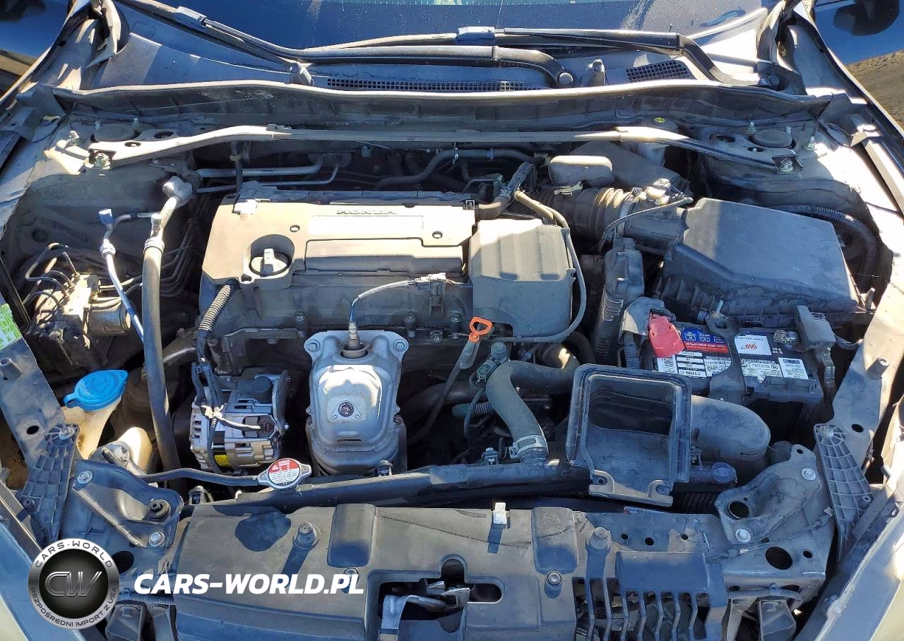 2015 Honda Accord Sport VIN:1HGCR2F55FA194983 - 11