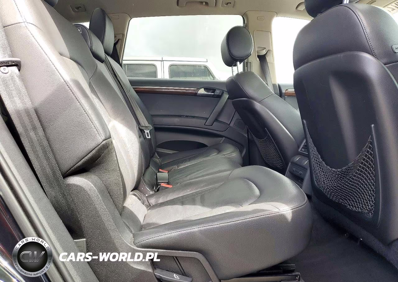 2013 Audi Q7 Premium Plus VIN:WA1LGAFE5DD000277 - 11
