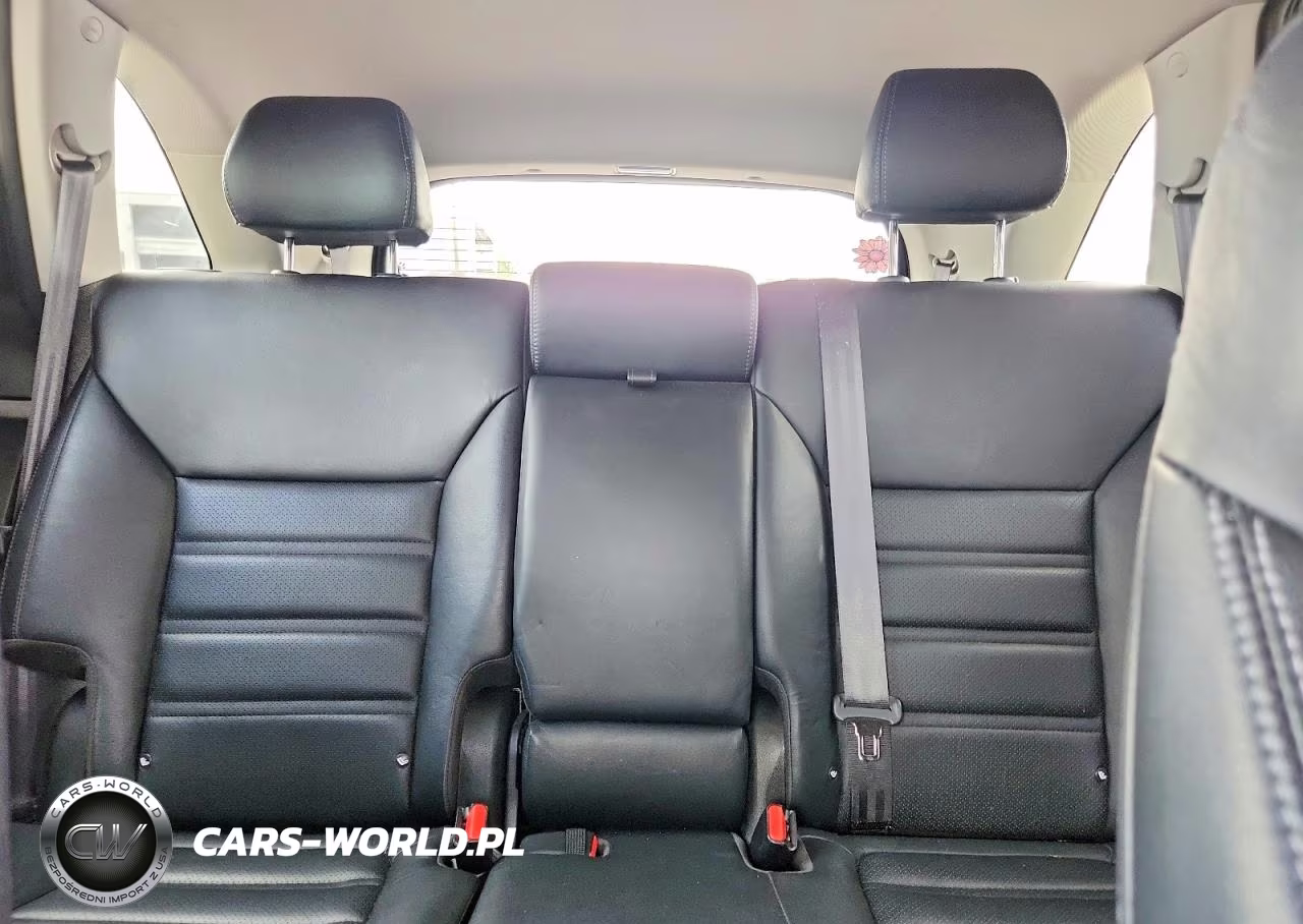 2017 Kia Sorento Ex VIN:5XYPHDA52HG276372 - 10