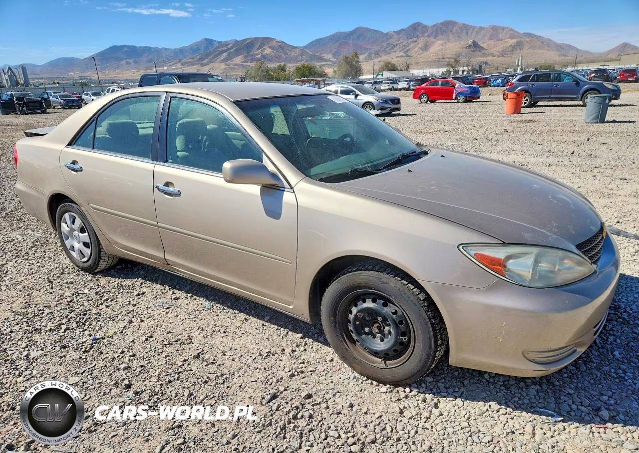 2003 Toyota Camry Le VIN:4T1BE30K73U225246 - 4