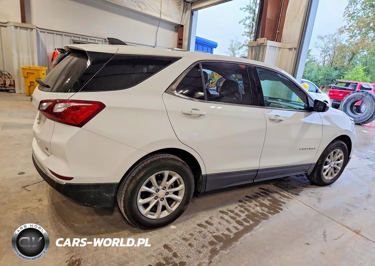 2019 Chevrolet Equinox Lt VIN:2GNAXKEV0K6188360 - 3