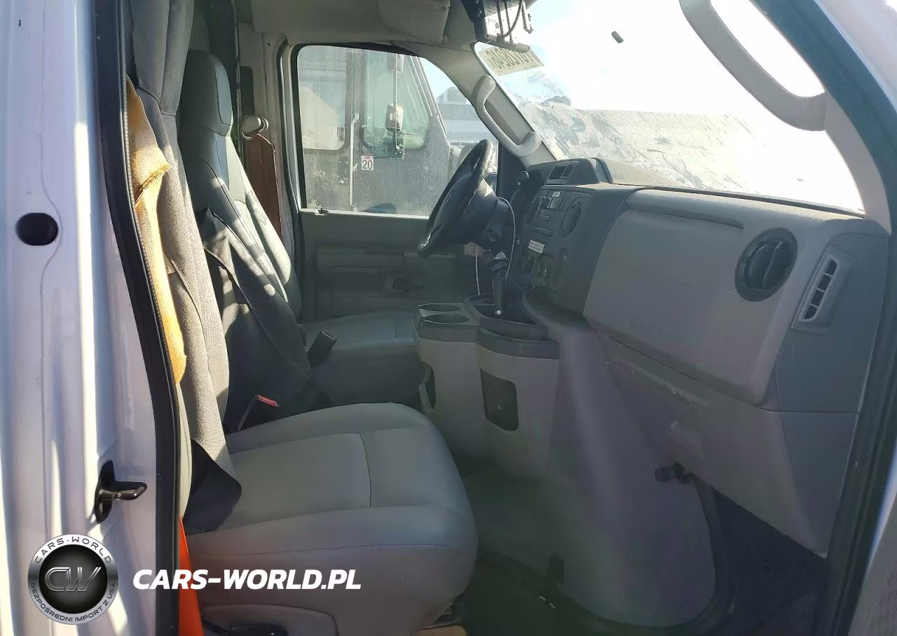 2017 Ford Econoline E450 Super Duty Cutaway Van VIN:1FDXE4FS1HDC69074 - 10