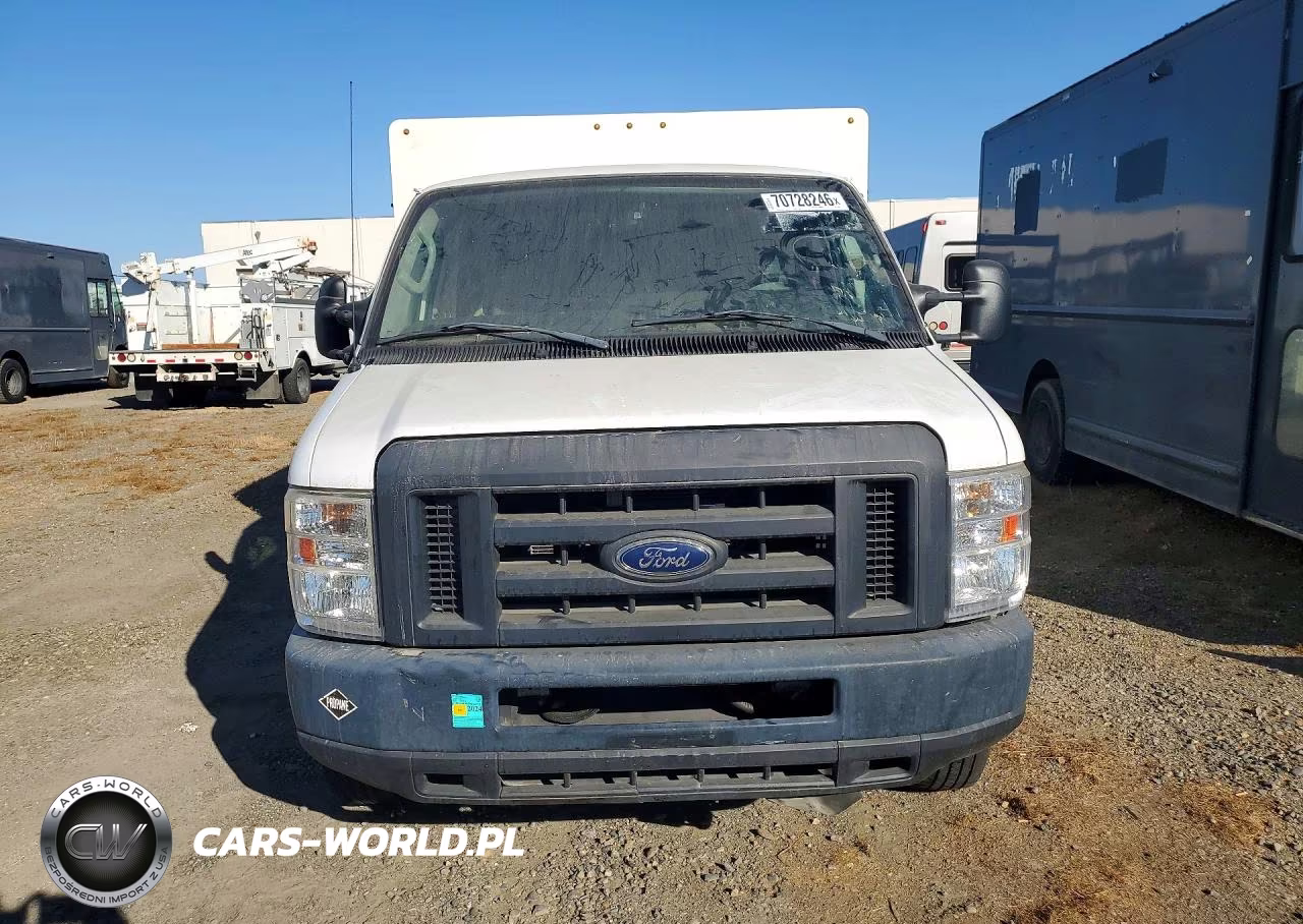 2017 Ford Econoline E450 Super Duty Cutaway Van VIN:1FDXE4FS1HDC69074 - 5