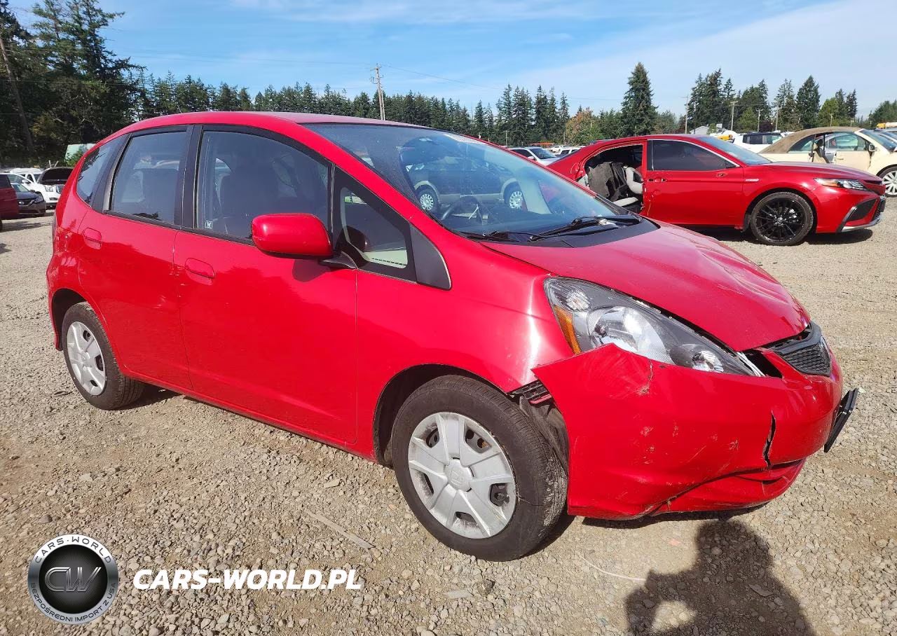 2013 Honda Fit VIN:JHMGE8H31DC024971 - 4