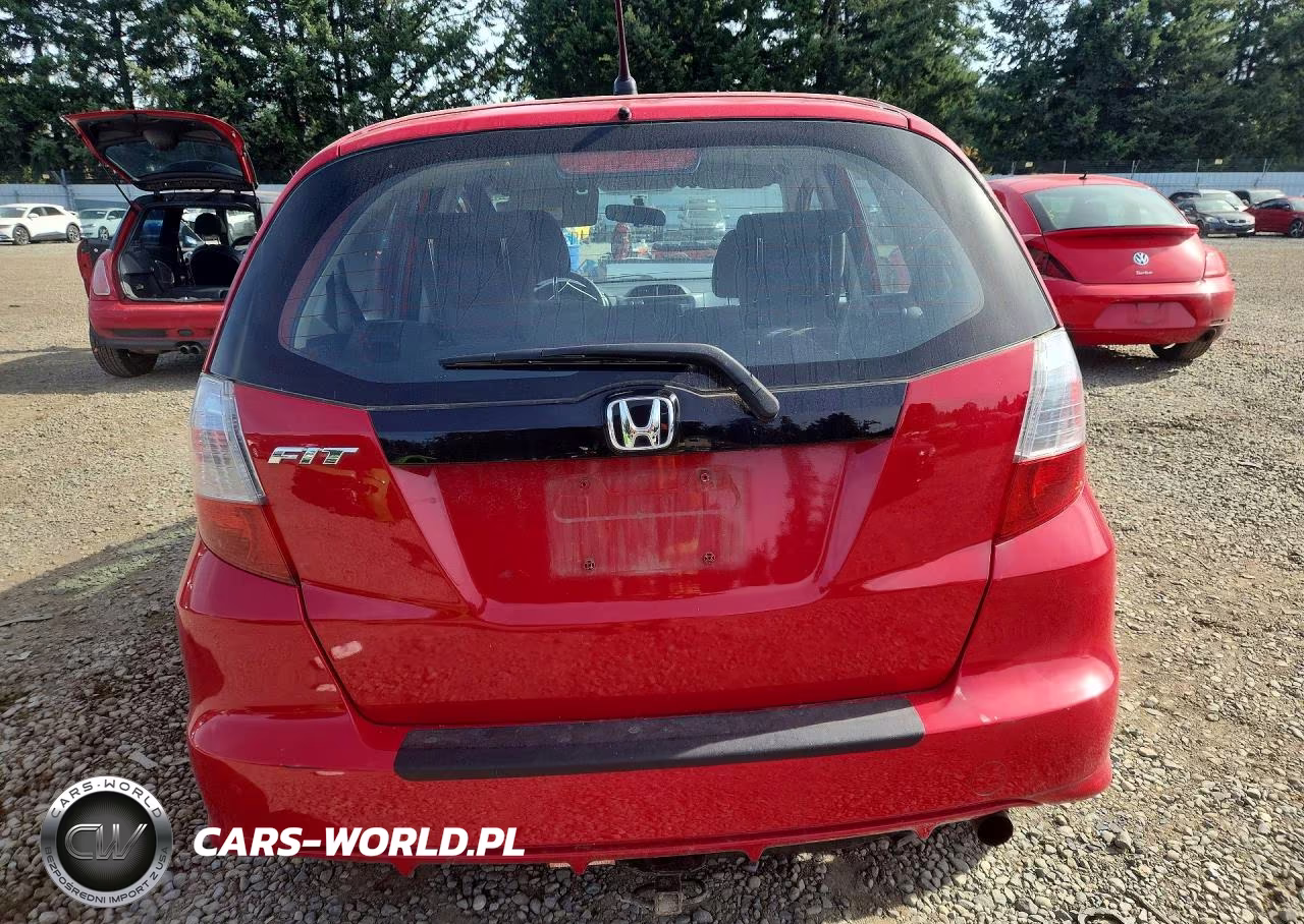 2013 Honda Fit VIN:JHMGE8H31DC024971 - 6
