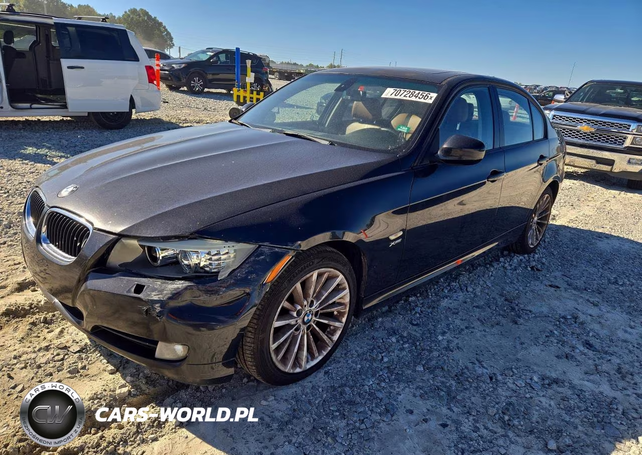 2010 BMW 328 Xi – zdjęcie 1 z 12