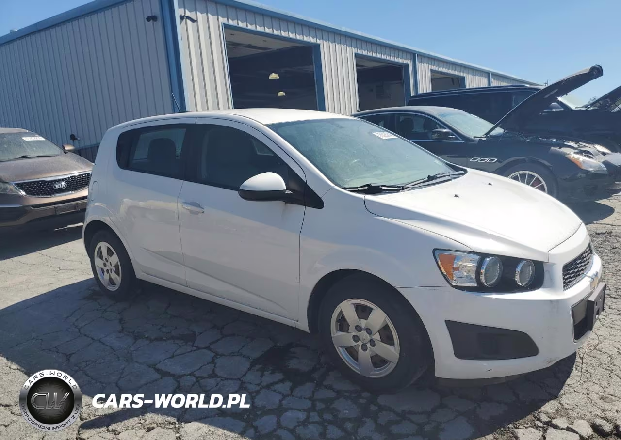 2016 Chevrolet Sonic VIN:1G1JA6SG6G4162385 - 4