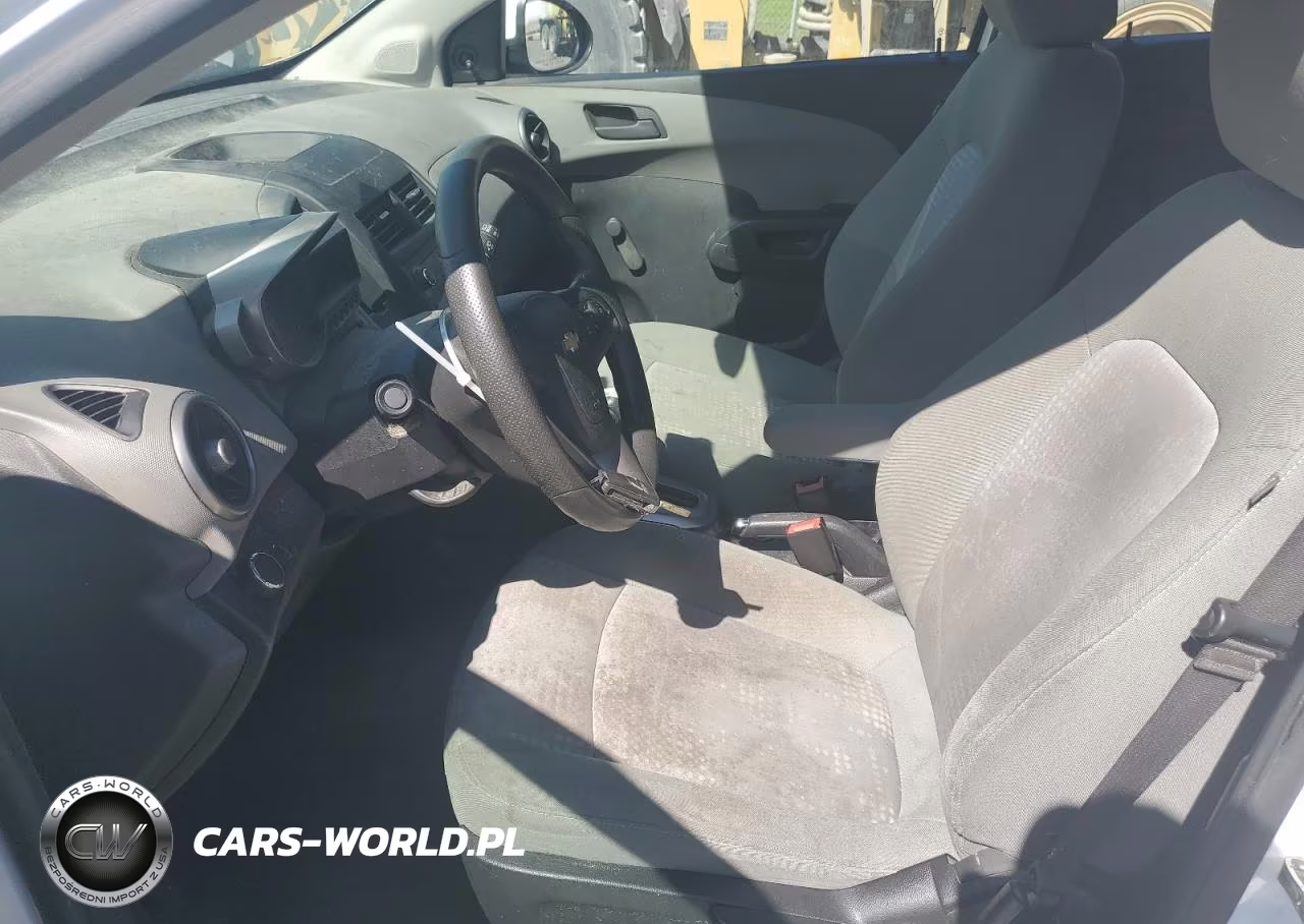 2016 Chevrolet Sonic VIN:1G1JA6SG6G4162385 - 7