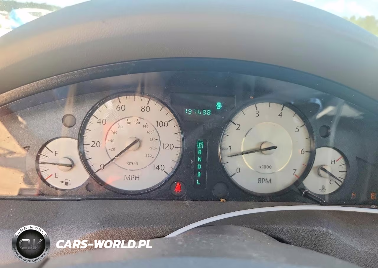 2008 Chrysler 300 Touring VIN:2C3LA53G58H149225 - 9