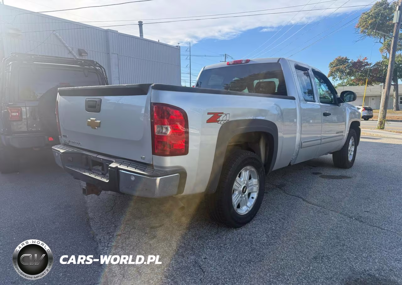 2012 Chevrolet Silverado K1500 Lt VIN:1GCRKSE75CZ137406 - 3